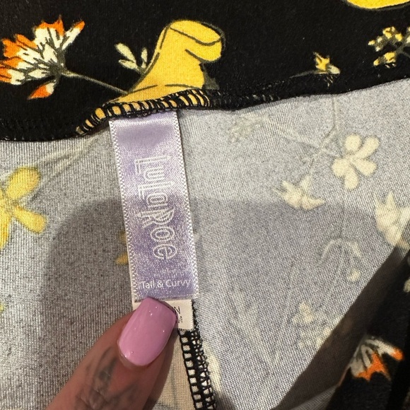 Winnie the Pooh Leggings - Picture 3 of 4